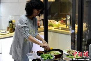 两夫妻做饭网红叫什么,共享美食盛宴